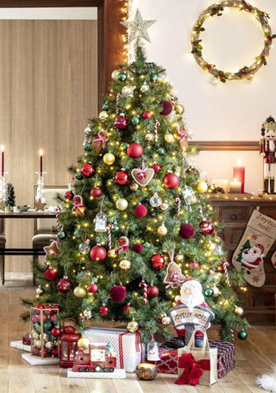 Idées décoration sapin de Noël : 10 inspirations pour votre intérieur !