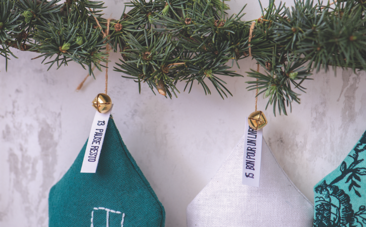 Bricolage Noel facile : réalisez vos maisons de Noël en tissu recyclé !